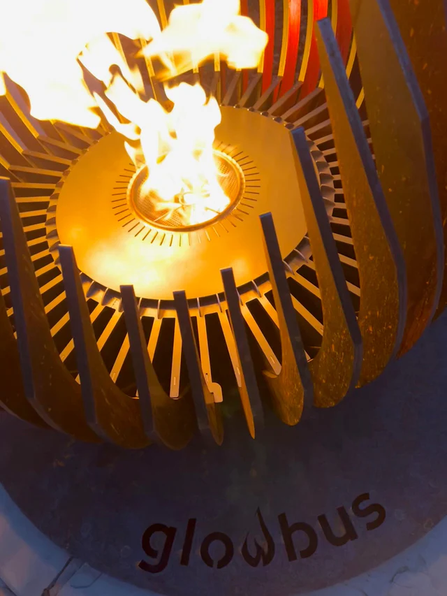 glowbus-bio-kit-on-fire.webp