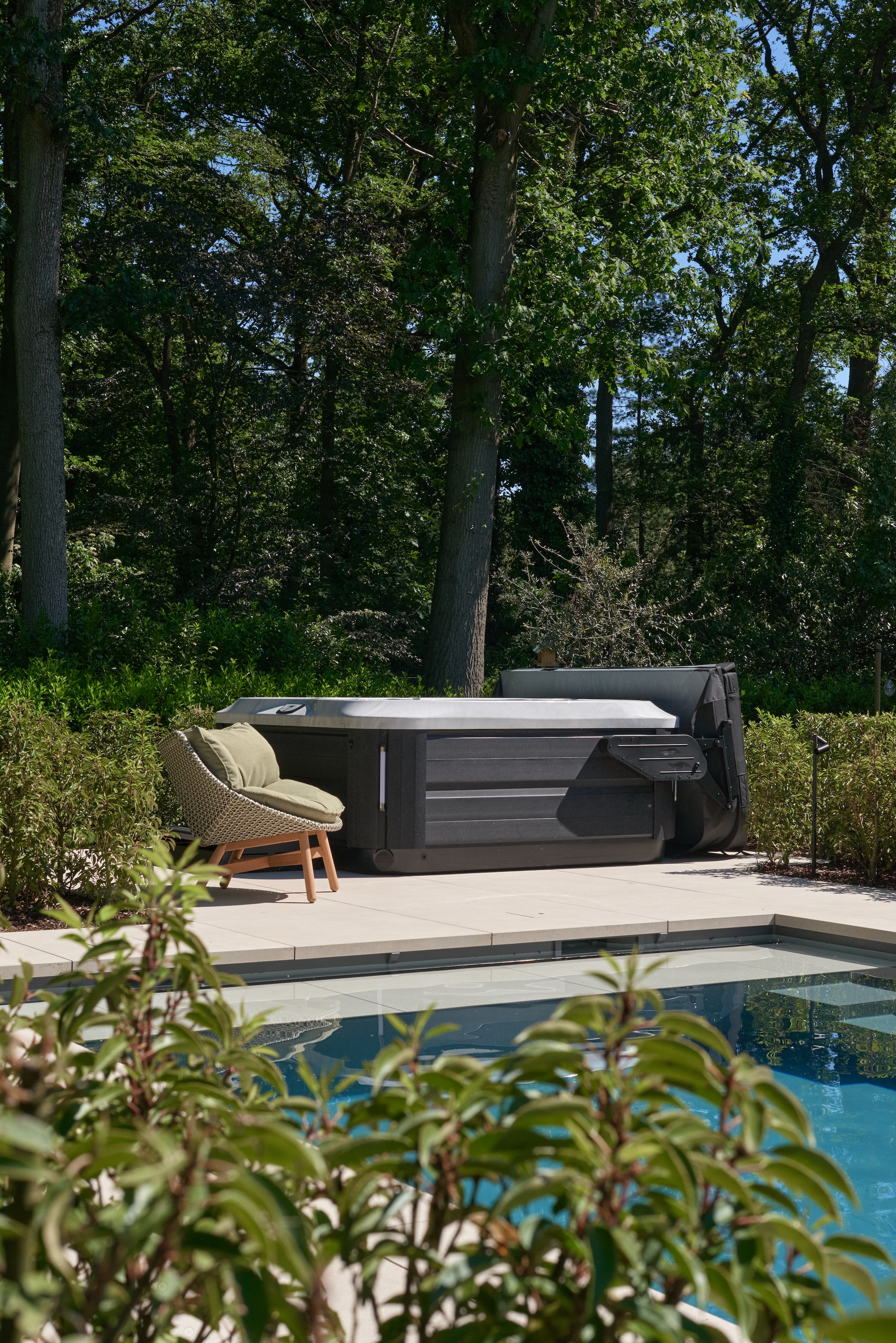 oud-turnhout-project-buitenruimte-wellness-29.jpg