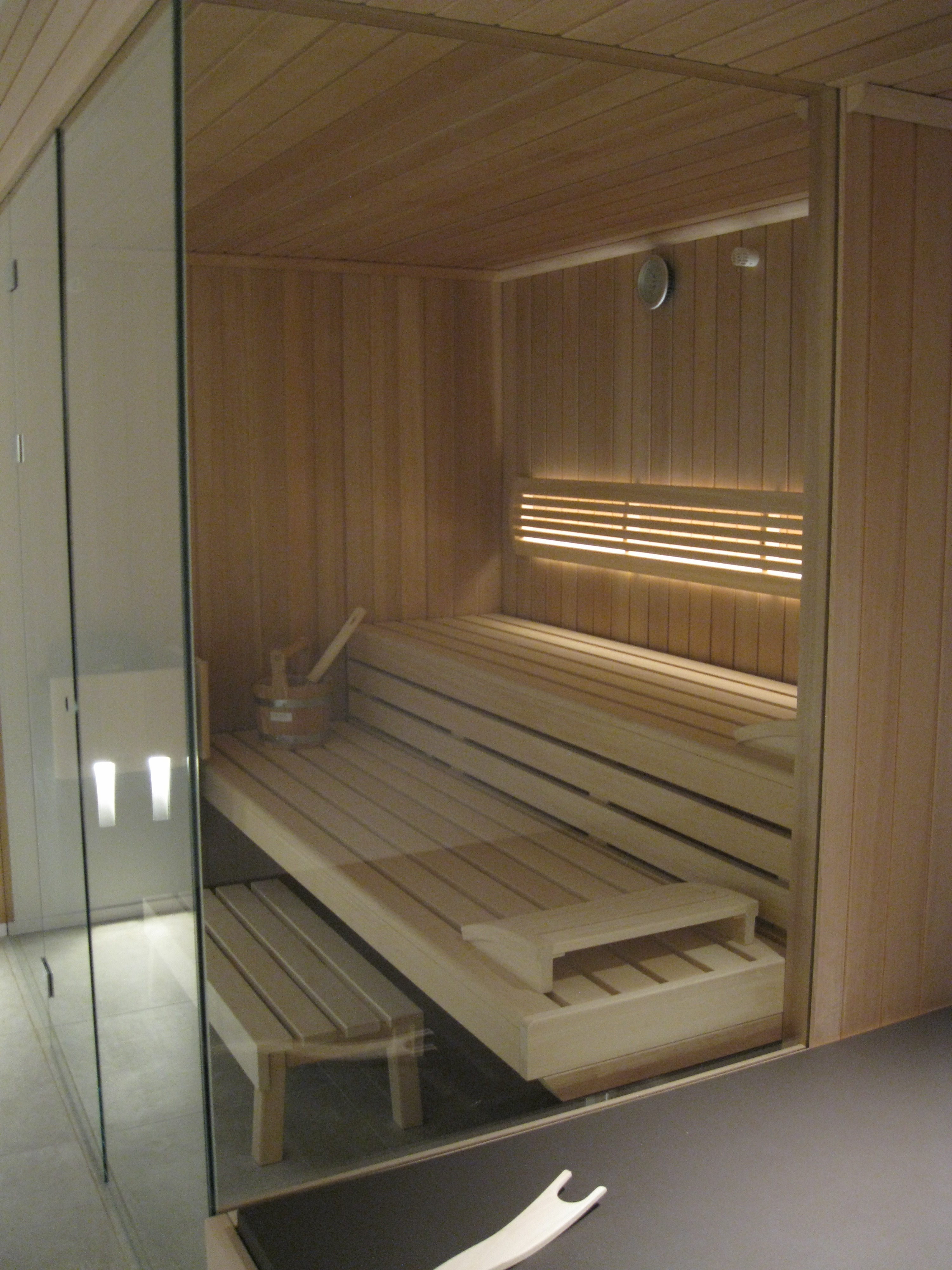 sauna-op-maat-hanolux-antwerpen-turnhout-klafs-7.jpg