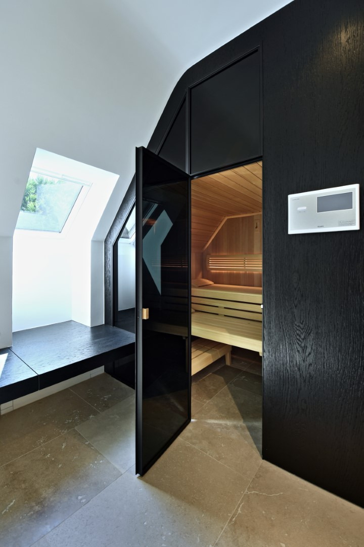 sauna-badkamer-project-hanolux-sels-villa-3.jpg