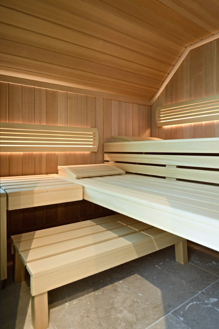 sauna-badkamer-project-hanolux-sels-villa-6.jpg