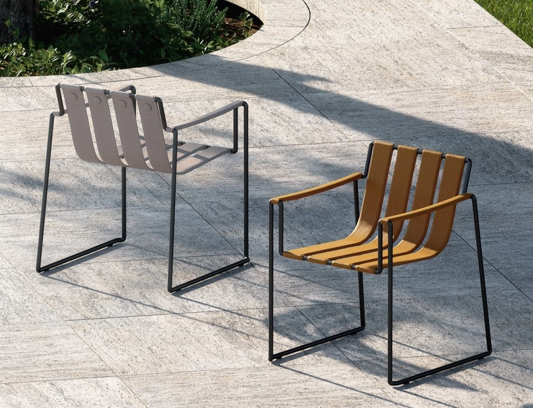201020-rb-strappy-chairs-groot.jpg