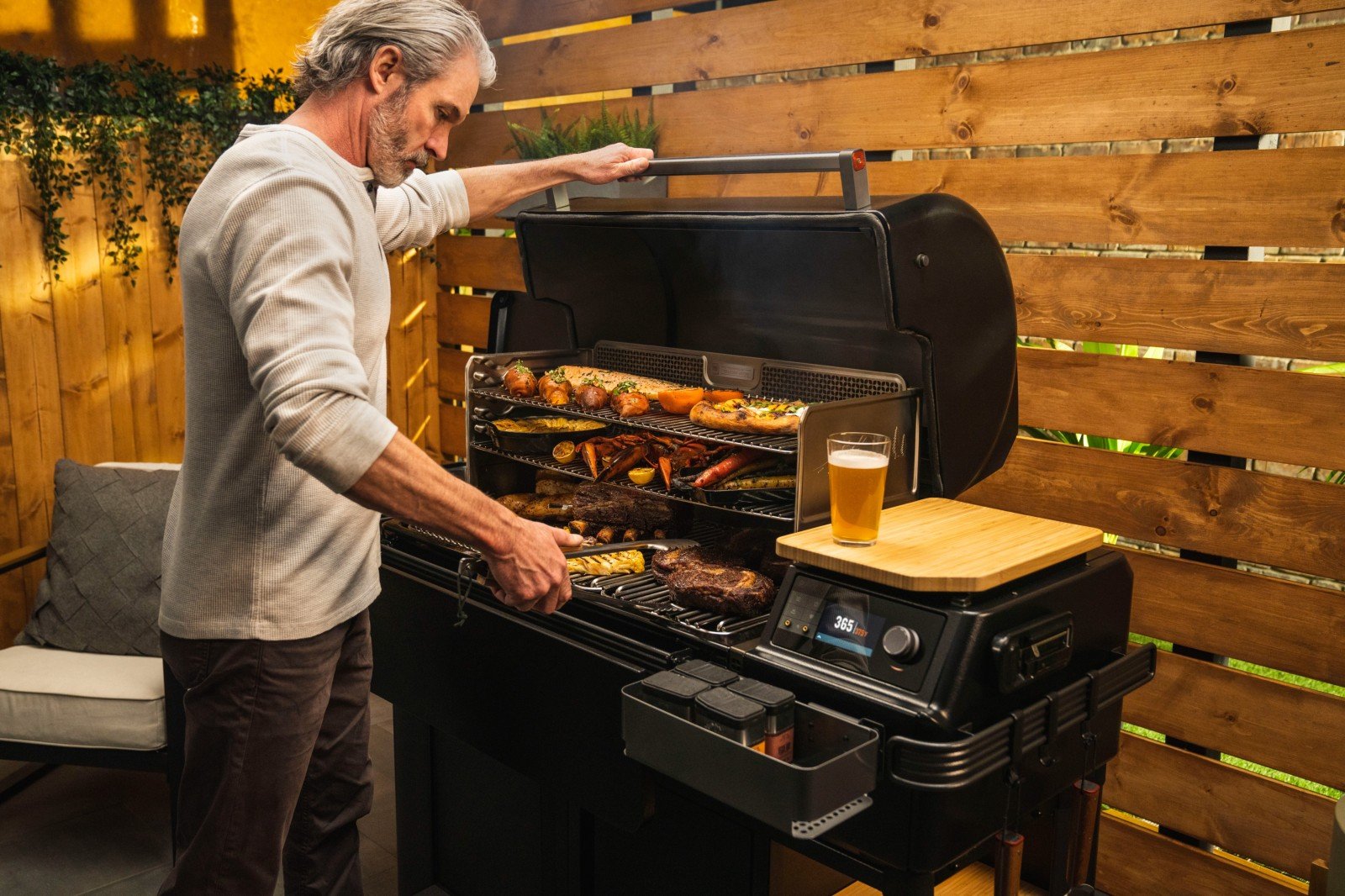 Dinkarville cijfer bolvormig Traeger Pellet barbecues bij Hanolux - Jouw BBQ Specialist
