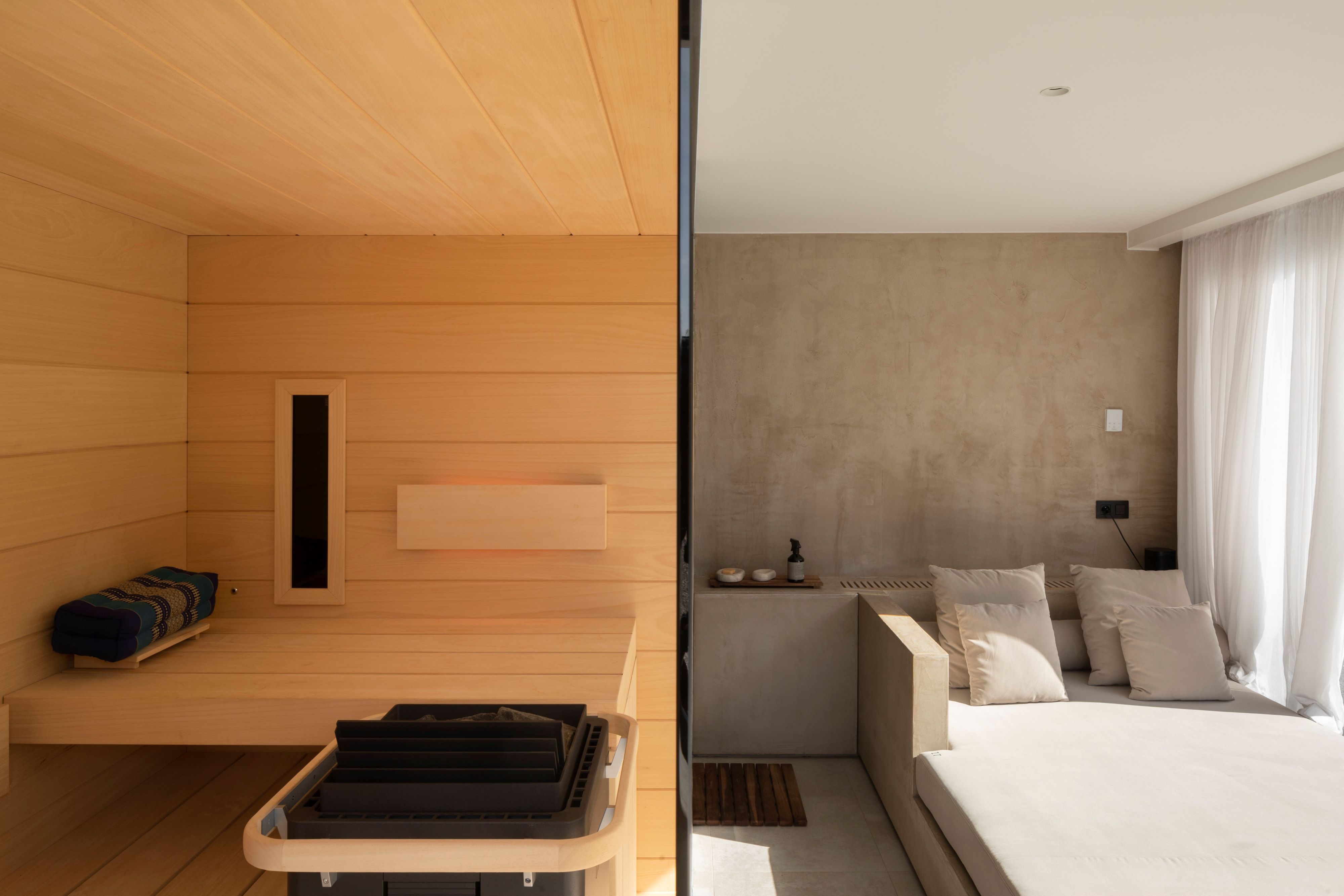 moderne-sauna-met-glas-op-maat-bij-hanolu.jpg