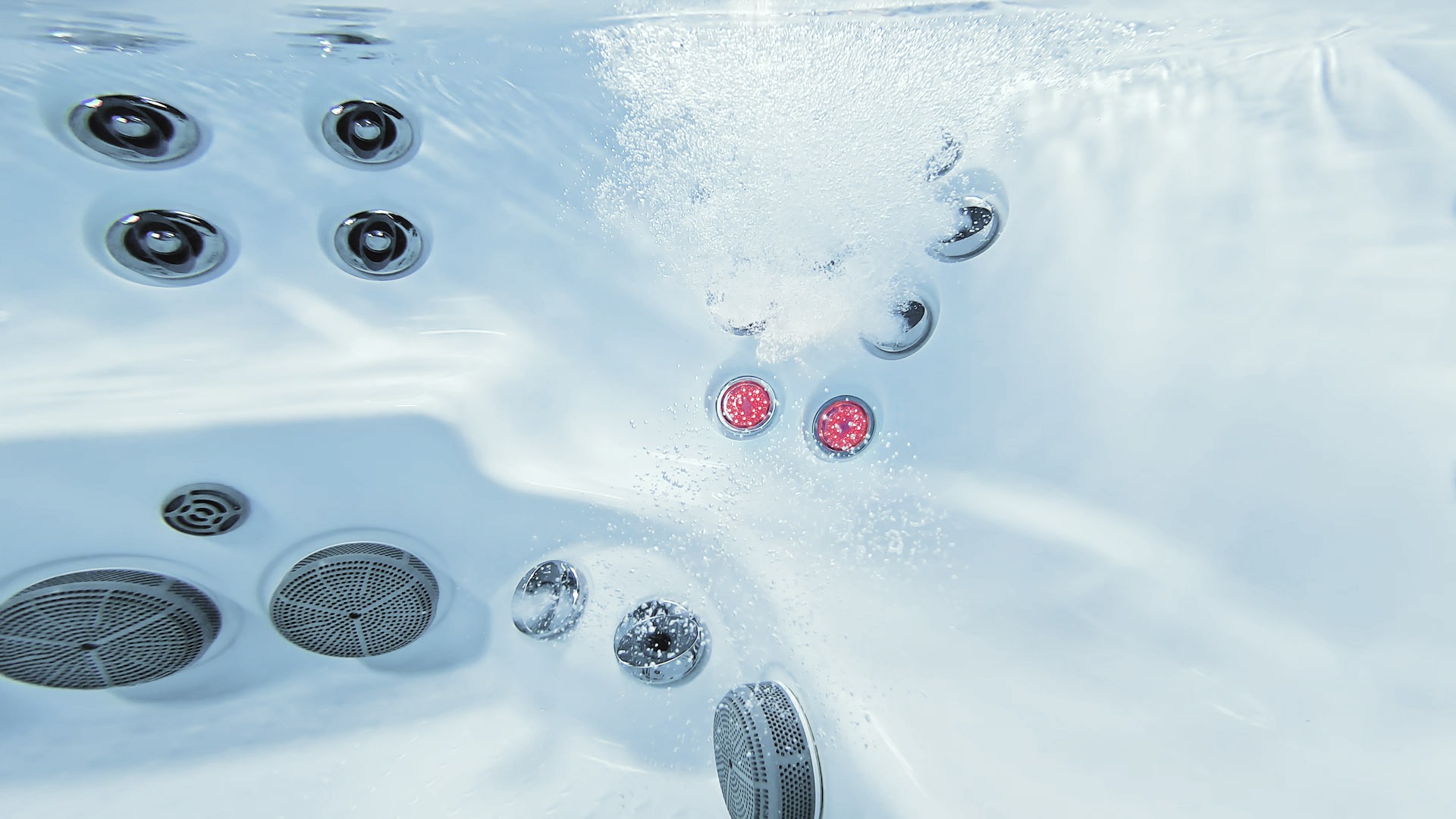jacuzzi-spa-j-lx-features-ir-therapy-jets-on-lights-on.jpg