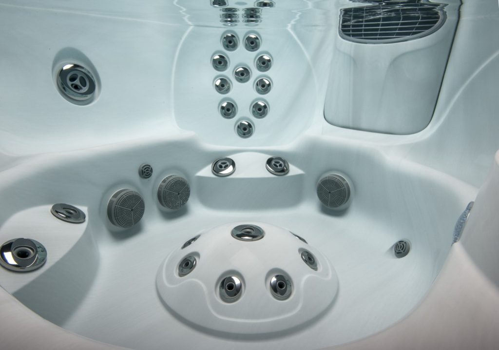 jacuzzi-bubbelbad-spa-whirlpool-hot-tub-belgie-antwerpen-tur.jpg