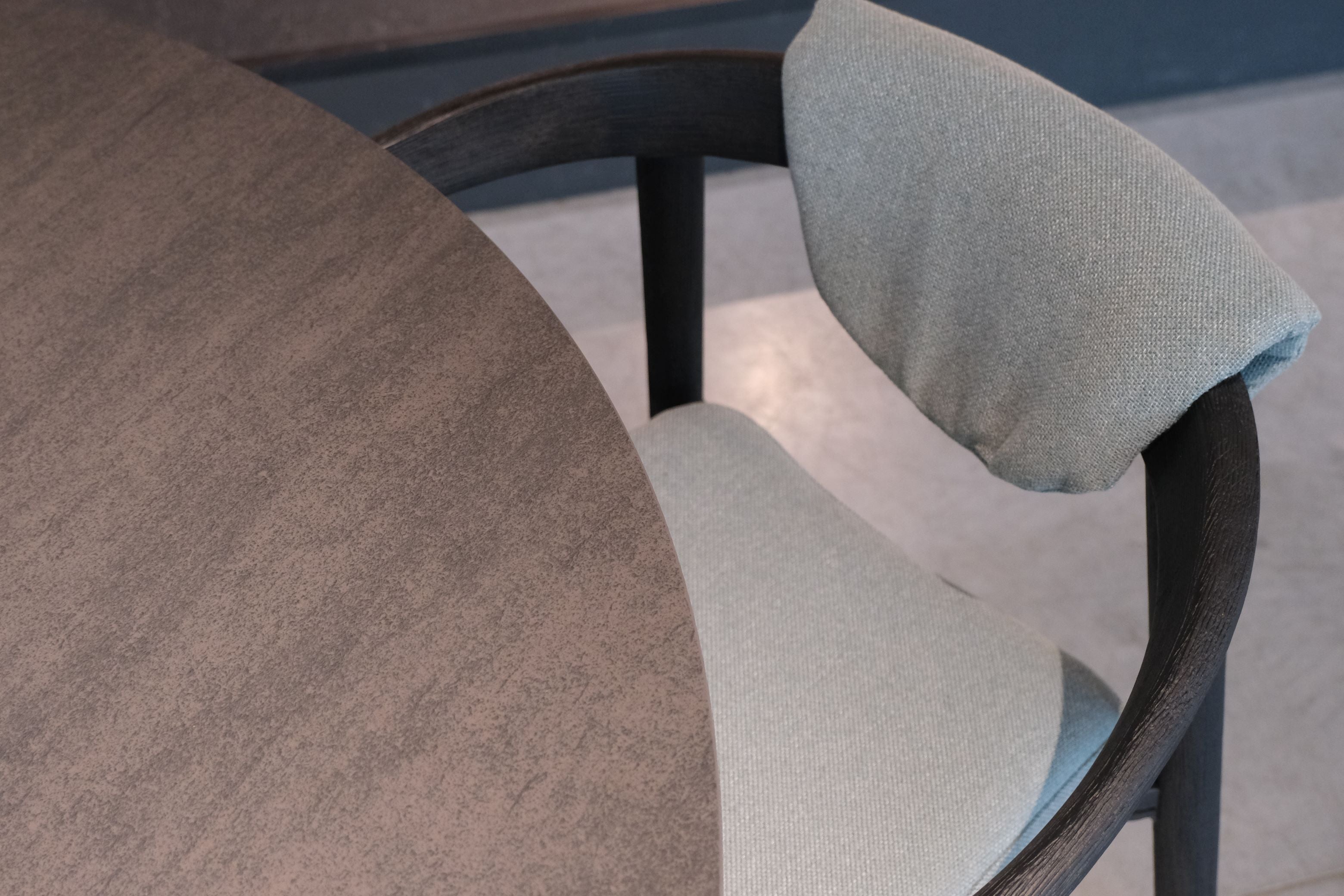 LRManuttiTorsaenSoliddiningnero-detail1.jpg