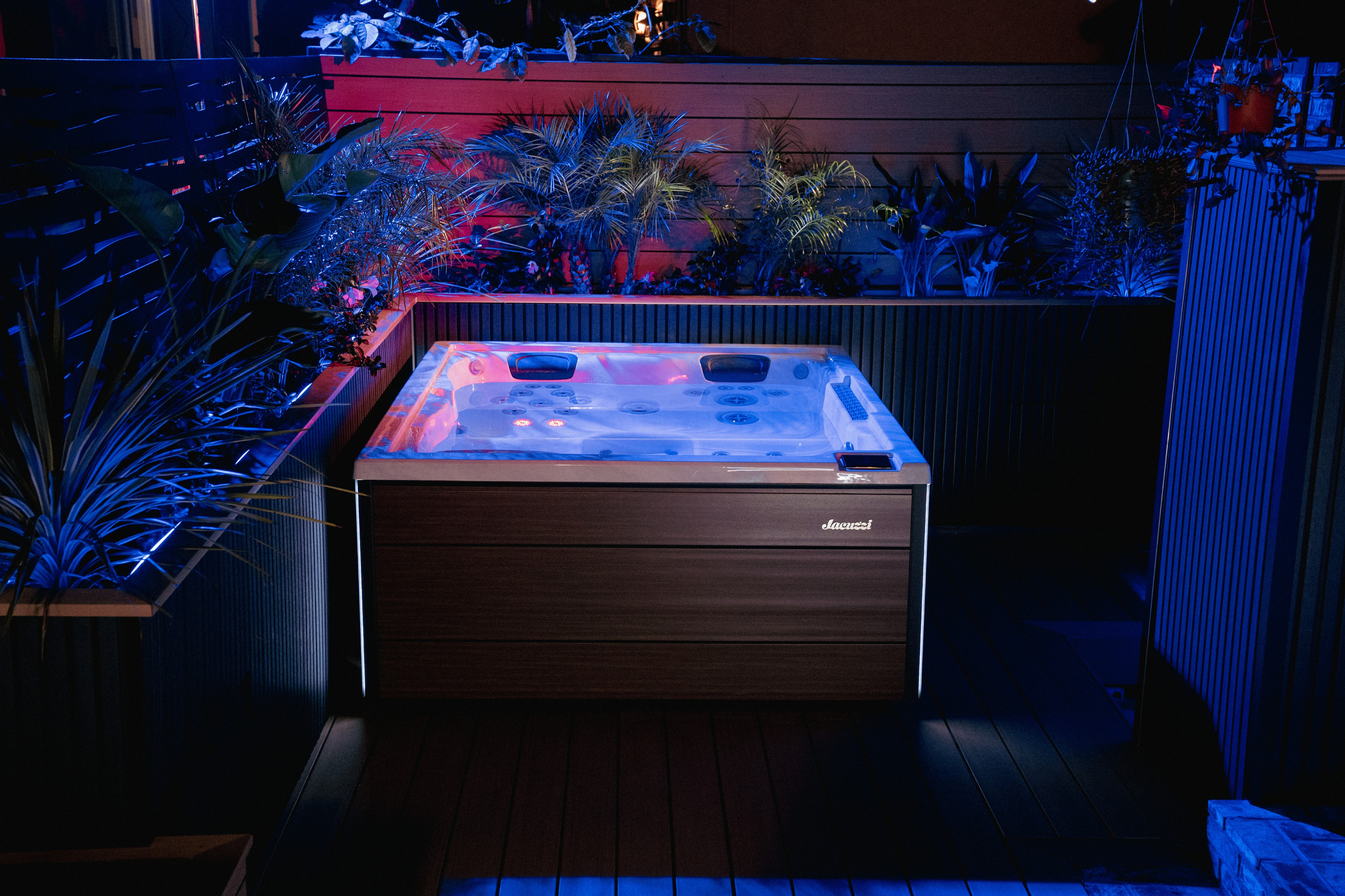 Jacuzzi® J404L - 2