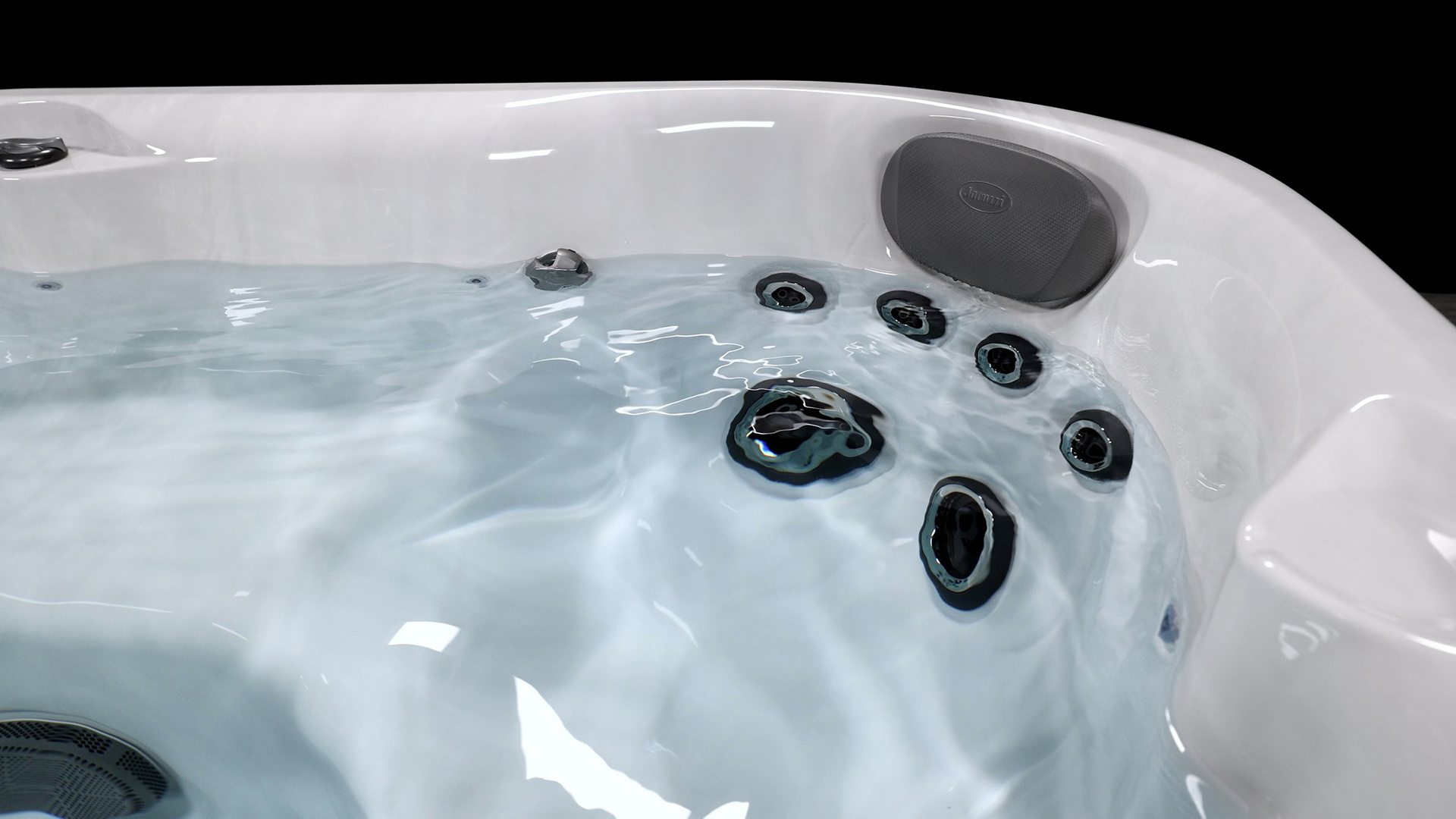 Jacuzzi® J-200™ - 4